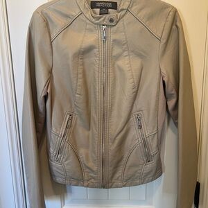 Kenneth Cole Reaction Women's Beige Faux Leather Biker Jacket. Size S